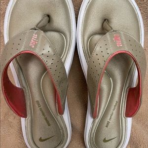 Nike Ultra Comfort Flip Flop , Size 9
